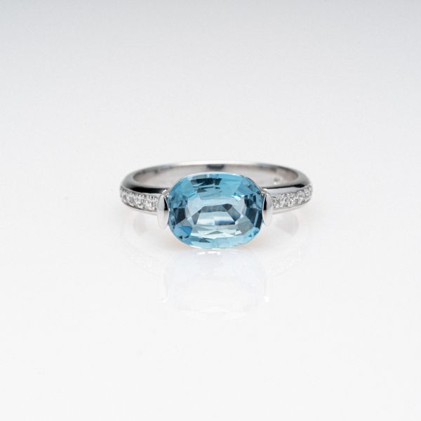 Wendela Horz Ring aus Weißgold mit blauem Edelstein Neptuns Liebling