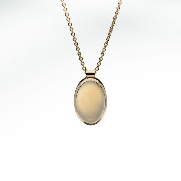 Wendela Horz Kettenanhänger Halskette aus Gold mit Mondstein Bester Freund beige Oval Bester Freund