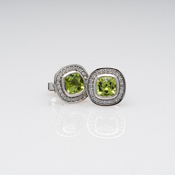 Wende Horz Ohrstecker aus Weißgold mit grünem Edelstein und Diamanten