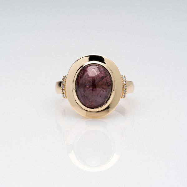 Wendela Horz Ring aus Gold mit rotem Edelstein und Diamanten Morgensonne