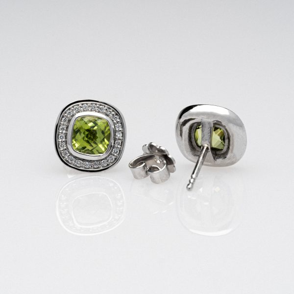 Wende Horz Schmuck Ohrringe aus Weißgold mit grünem Edelstein und Diamanten